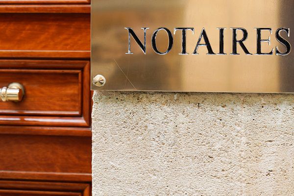 Notaires : l’oubli d’un époux peut coûter cher !