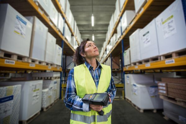 Régime des stocks sous contrat de dépôt : des précisions sur le contenu des registres