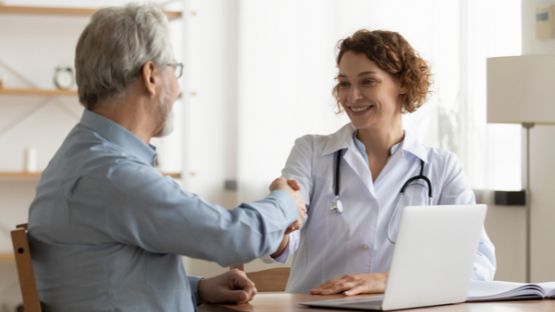 Une visite médicale pour les salariés en fin de carrière ?