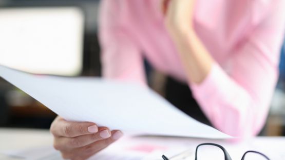 Fiche d’information sur les prix du syndic : une rédaction libre ?