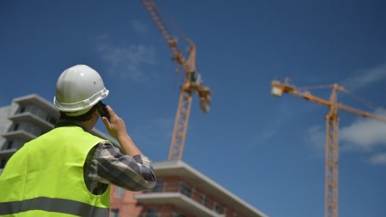 BTP : qui doit payer les congés payés ?