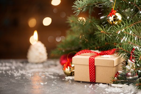 Fêtes de fin d’année : vers une hausse du montant des « chèques-cadeaux » ?