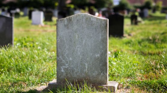 Un crédit d’impôt pour l’entretien des sépultures ?