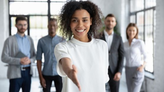 Immersion en entreprise : une nouvelle campagne de promotion