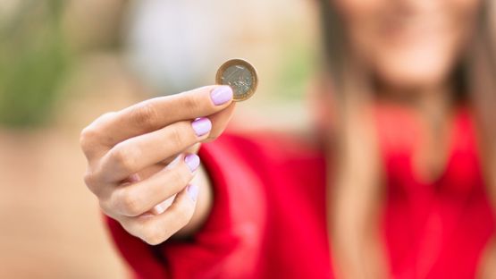 Vente de titres pour 1 € symbolique : (a)normal ?