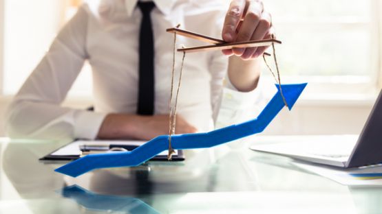 Guerre en Ukraine : l’AMF appelle les sociétés cotées à la vigilance