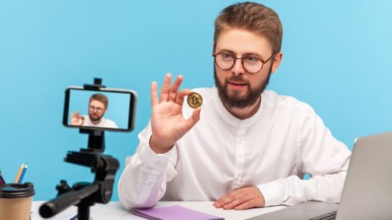 Influenceurs : l’AMF et l’ARPP élargissent leur coopération