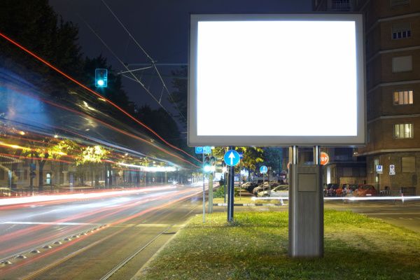 Réduction de la publicité lumineuse = économies d’énergie ?