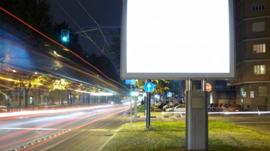 Réduction de la publicité lumineuse = économies d’énergie ?