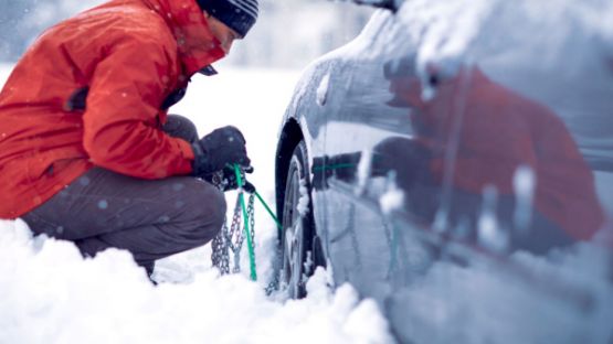 Chaînes, pneus hiver : obligatoires ou facultatifs ?