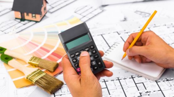 Achat d’immeuble à rénover et revenus fonciers : un calcul à faire…