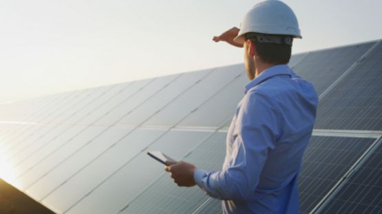 Panneaux photovoltaïques : un consommateur très (trop ?) productif