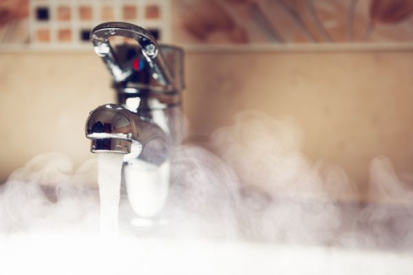 Eau chaude en entreprise : c’est la fin ?